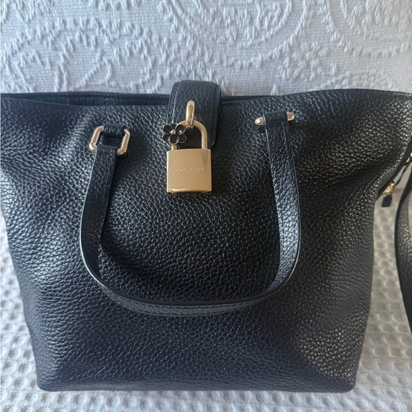 Authentic Dolce & Gabbana Black Shoulder Bag with Gold Lock - Picture 4 of 14